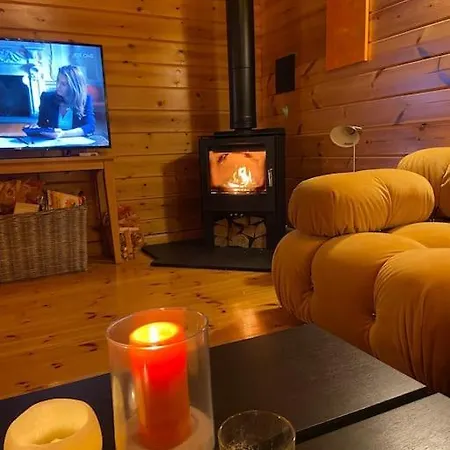 Large Luxury Log Cabin Getaway Ballyconnell  Exterior photo